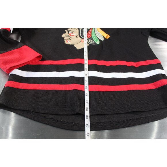 Reebok CCM Jersey Chicago Blackhawks Jonathan Toews #19 Size 48 Black PO16 - Picture 5 of 9